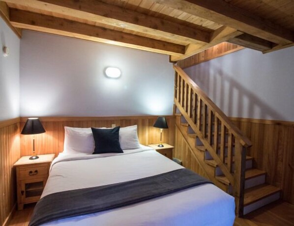 WiFi, bed sheets