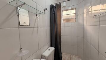 Estudio básico | Baño