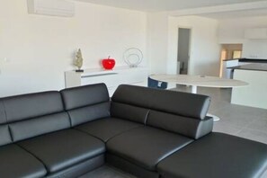 Living area - Les tourterelles  3019 (Saint-Aygulf)