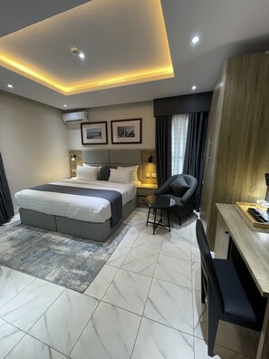 Deluxe Room - Ringruby Hotel Oladipo Bateye (Lagos)