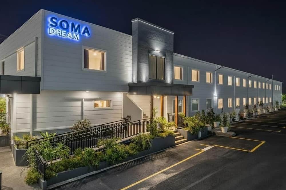 SOMA Dream Hotel