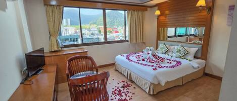 Deluxe Double Room, City View