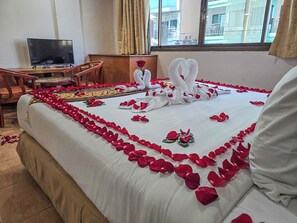 Deluxe Double Room, City View - Saba Suites Patong Phuket (Patong)