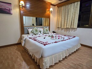 Deluxe Double Room, City View - Saba Suites Patong Phuket (Patong)