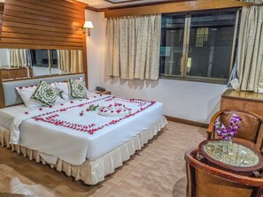 Room - Saba Suites Patong Phuket (Pa Tong)