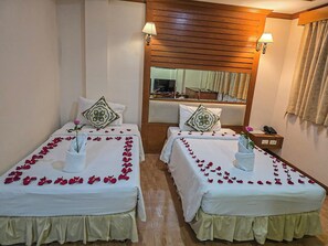 Deluxe Twin Room, City View - Saba Suites Patong Phuket (Patong)