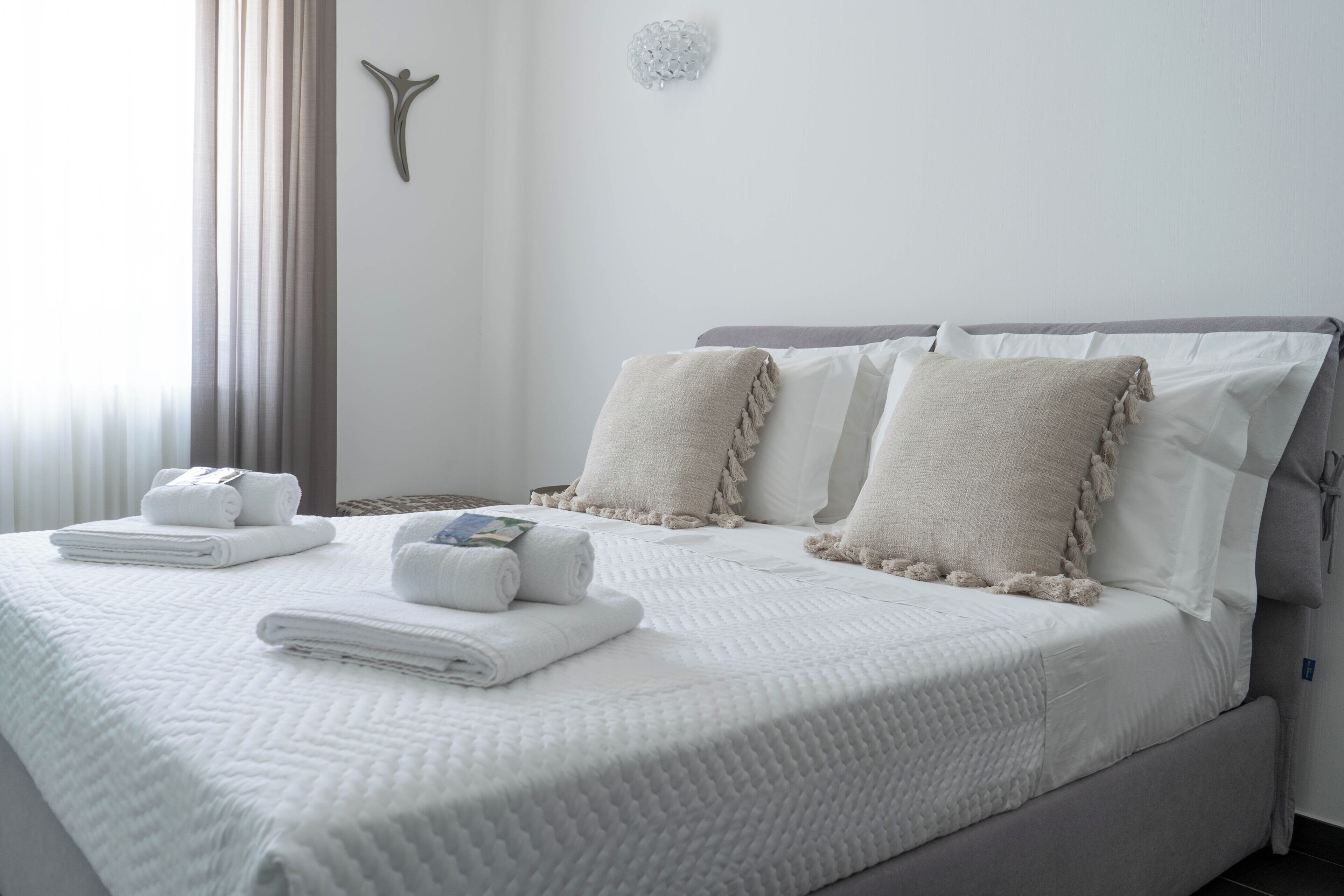 2 chambres, fer et planche à repasser, Wi-Fi gratuit, draps fournis