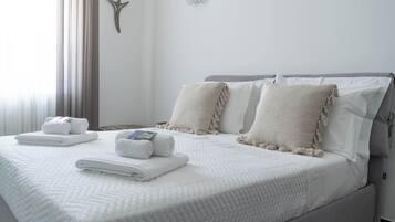 2 chambres, fer et planche à repasser, Wi-Fi gratuit, draps fournis