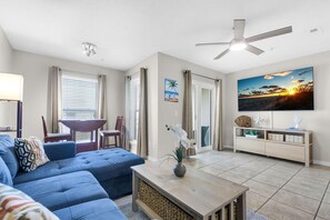 Condo, Multiple Beds (Gulf Island 532) | Living area - Gulf Island 532 (Navarre)