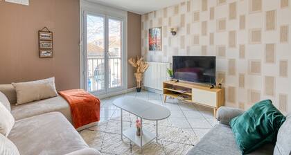 Le Bouquet Violet - Gare Ă 1 km