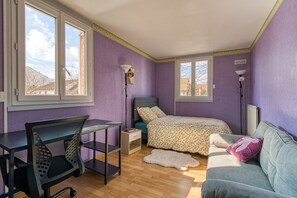 4 bedrooms, free WiFi, bed sheets - Le Bouquet Violet - Gare à 1 km (Limay)