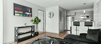 3 min from Arsenal/Space Center