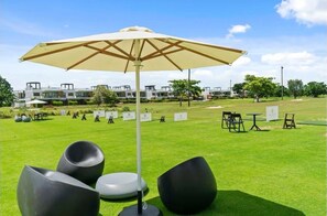 Property grounds - Cozy 1-bedroom apartment with AC in Punta Cana (Punta Cana)