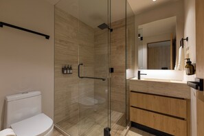 Departamento Deluxe, balcón | Baño