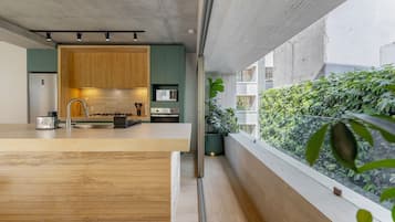 Leilighet – premium, balkong | Eget kjøkken