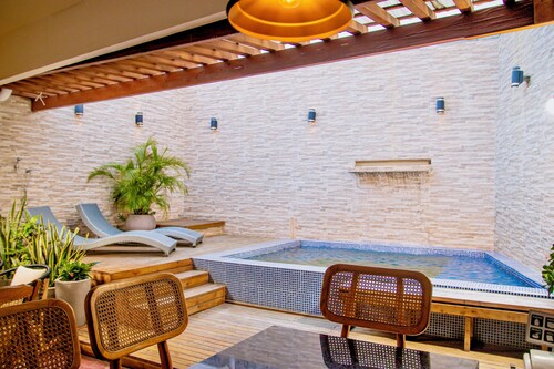 3 BR boutique house w / Pool, in Getsemaní, best location
