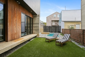 Terrace/patio - Modern House, walk to French Quarter or the street car is a block away! (New Orleans)