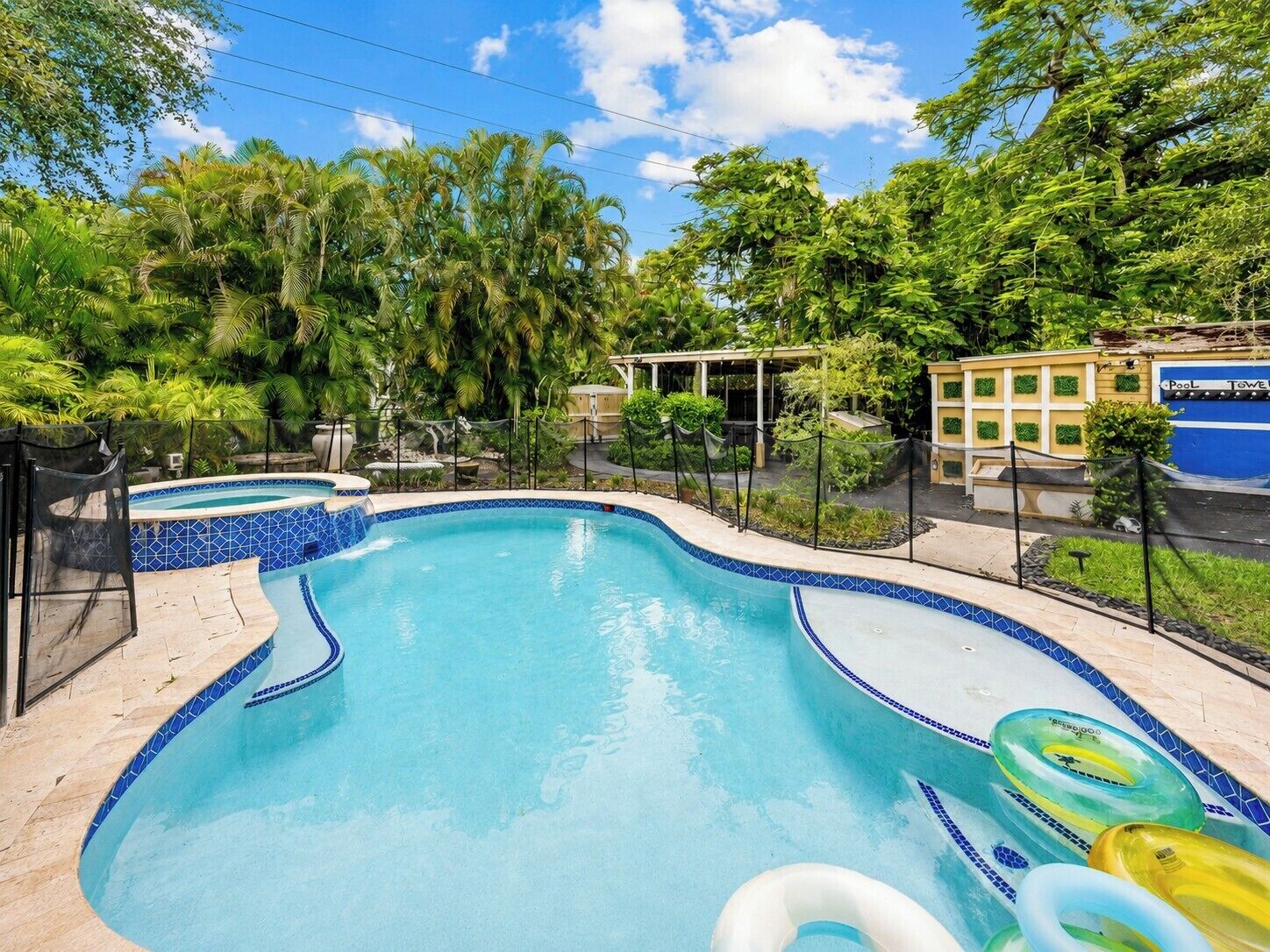 Pool