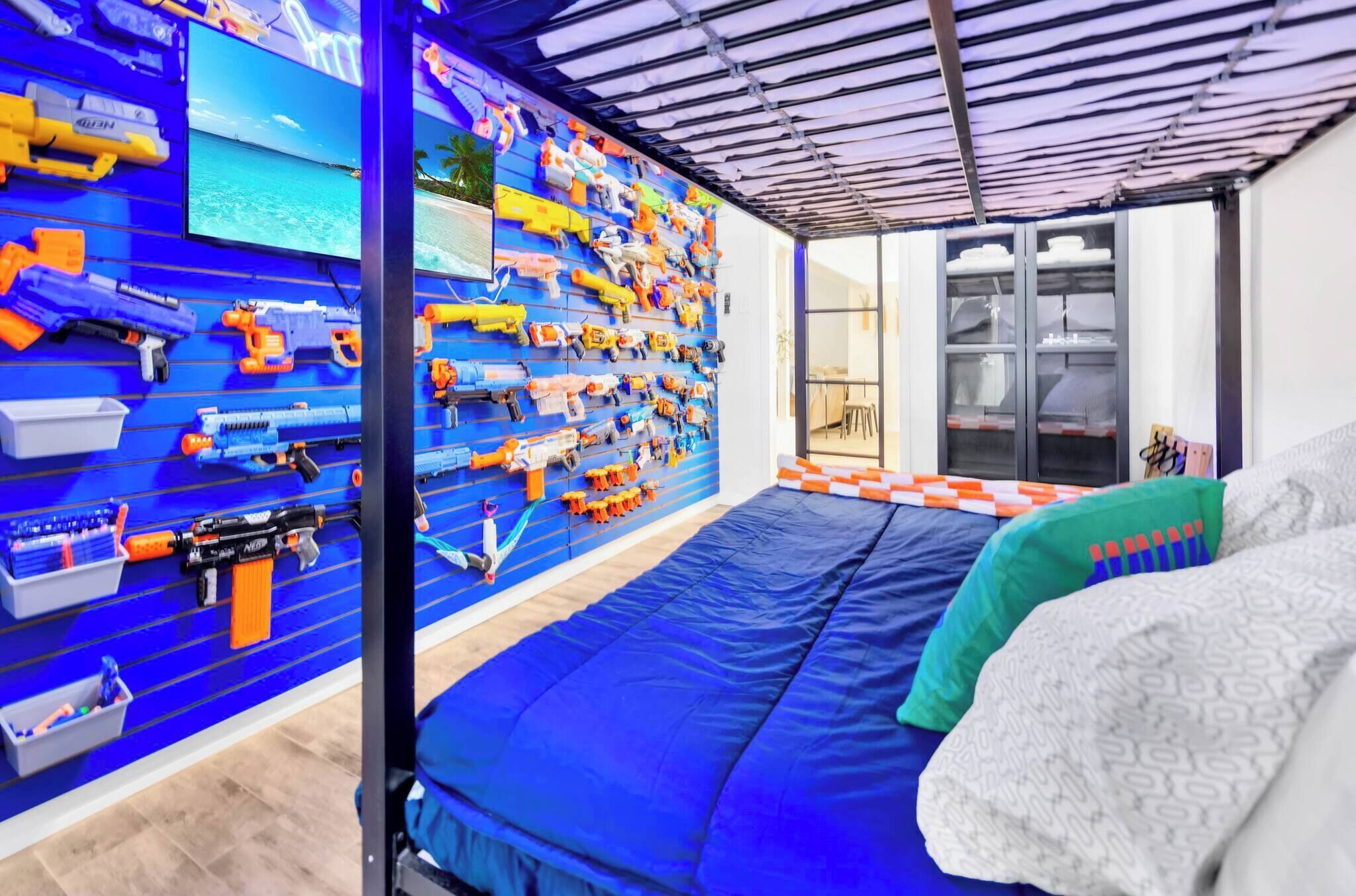 6 bedrooms, iron/ironing board, travel cot, free WiFi
