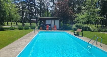 Cozy Lake Golf Condo Romantic Escape + Girls getaway +Near Silverwood+Bunk Beds