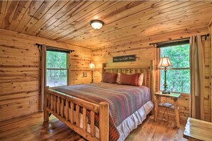 2 bedrooms, iron/ironing board, free WiFi, bed sheets - Valley View 2/2! Pool Table! Near Helen! (Clarkesville)
