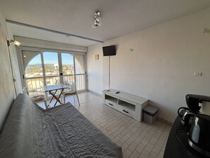 Interior - Studio Port Soleil 580 - Residence with swimming pool - 2 people (AGDE)