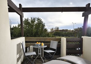 Outdoor dining - AGATHA - Port Nature Studio 811 - Luxury - 2 people (AGDE)