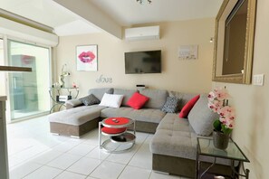 TV - CYBELE - Villa Port Nature 73 - Luxury - 2 people (AGDE)