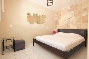 1 bedroom, free WiFi - CYBELE - Villa Port Nature 73 - Luxury - 2 people (AGDE)