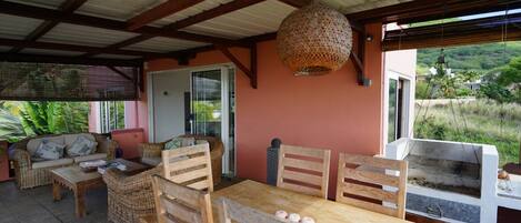 House, 2 Bedrooms, Accessible, Private Pool | Outdoor dining