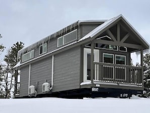 Luxury Chalet, Multiple Beds, Non Smoking, Mountain View | Exterior detail