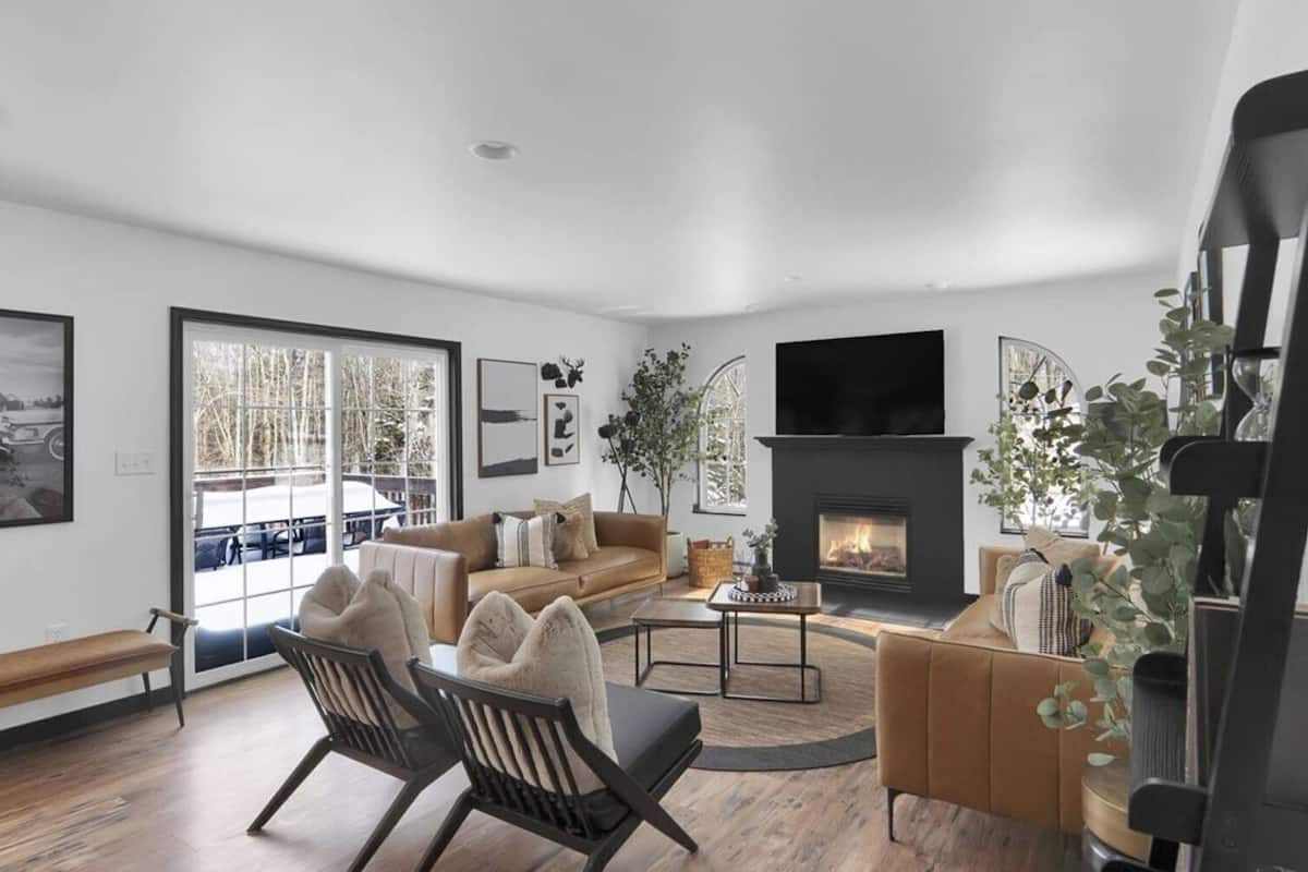 House (6 Bedrooms) | Front of property