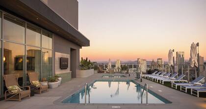 Ancora by Avantstay Sleeps 64 Rooftop Pool + Spa + Sky Lounge and Bay Views