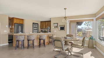 Casa (5 Bedrooms) | Parte interna