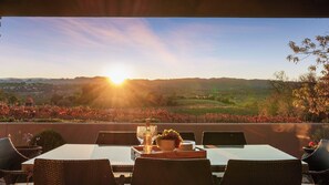 House (5 Bedrooms) | Interior - El Pomar Estate - Main House by Avantstay Pool + Hot Tub + Firepit + Outdoor Dining + Vineyard Views (Templeton)