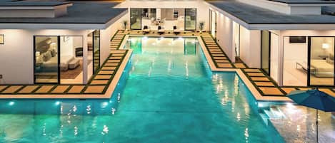 House (1 Bedroom) | Pool