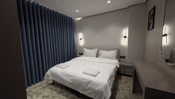 Apartment, 1 Bedroom, Accessible, Smoking | 1 bedroom