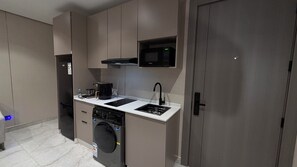 Leilighet, 1 soverom, tilgjengelighetstilpasset, røyk | Eget kjøkken