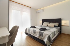 2 bedrooms, Internet - House 2421/198440 (Istria - Pomer), 400m from the beach (Pomer)