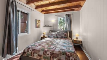 Cabaña básica, vista a la montaña