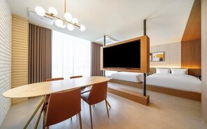 Chambre Familiale avec lits jumeaux | Restauration