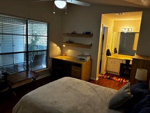 2 bedrooms - Hottest Sport Spot/Medical Access (Houston)