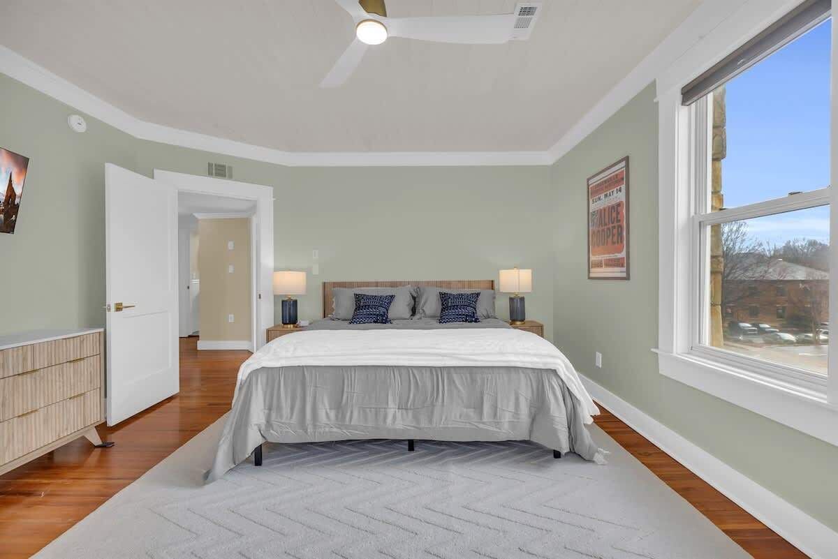 2 chambres, bureau, fer et planche à repasser, Wi-Fi gratuit
