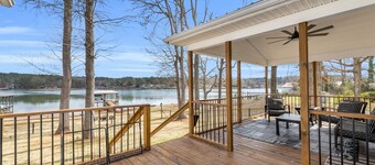 Lake Greenwood Splash & Stay