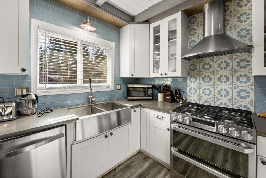 Basic-Haus, Terrasse, Bergblick | Eigene Küche