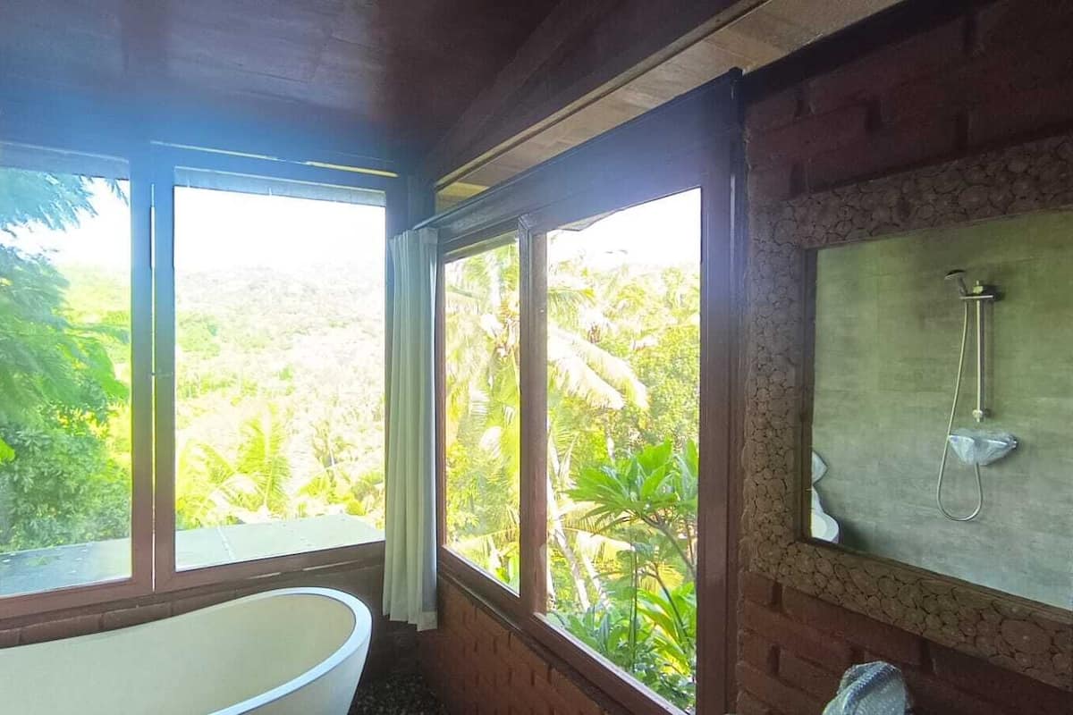 Luxury Villa, Hill View | Bathroom