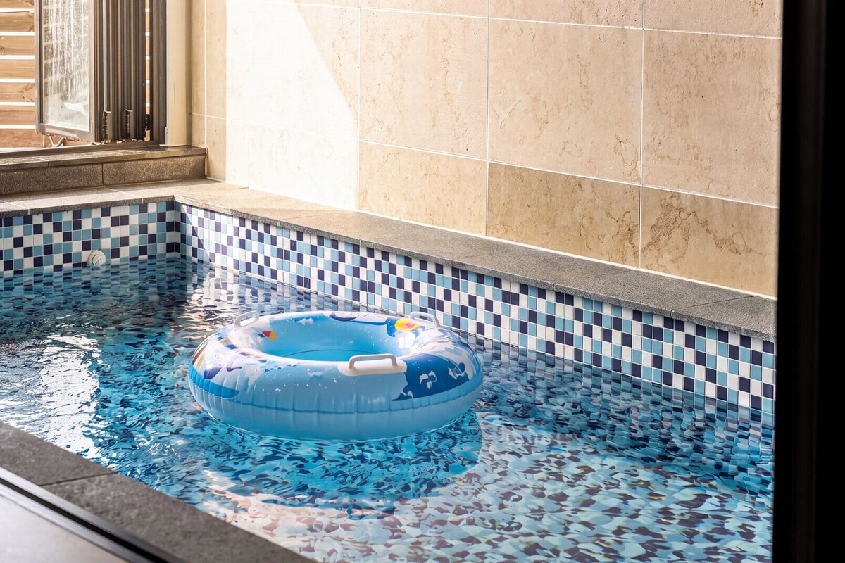 Basic Room, 2 Bedrooms (Pool Villa Grand 7) | 2 bedrooms, WiFi (free)