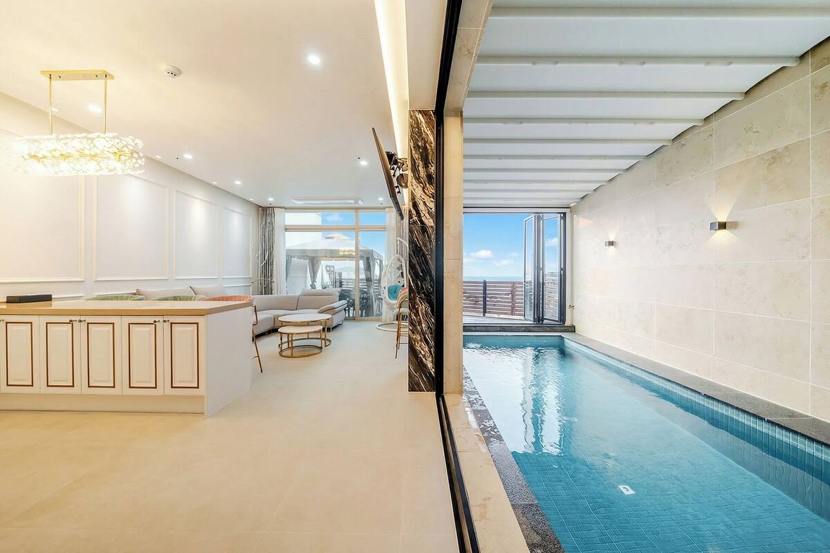 2 bedrooms, WiFi (free)