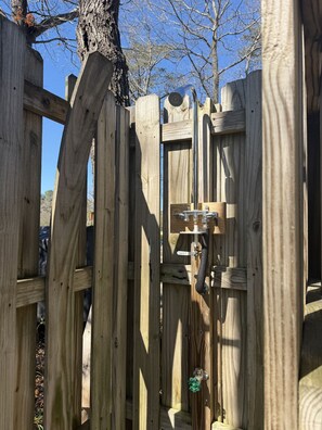Property grounds - Sunset Point on Greenvale Creek/ Private waterfront retreat with dock (Lancaster)