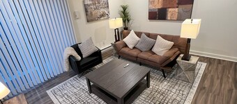 Beautiful One Bedroom Apartment In Ballard